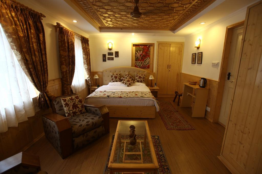 Dove Cottage Srīnagar Exterior foto